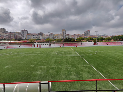Estádio Francisco Lázaro (POR)