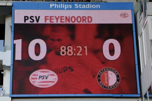 PSV 10 x 0 Feyenoord: o clssico trgico para Roterd 